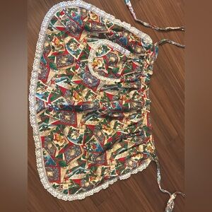 Vintage Festive Apron with Lace Trim